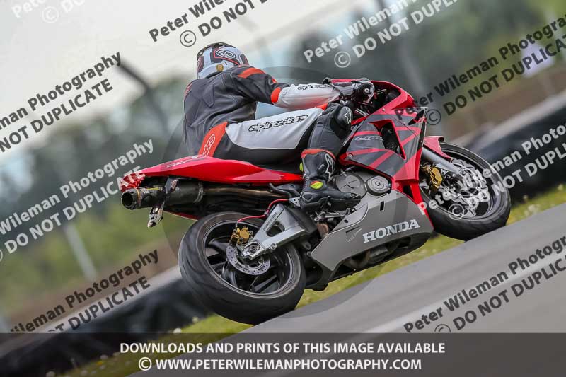 Castle Combe 2019;PJ Motorsport Photography 2019;donington no limits trackday;donington park photographs;donington trackday photographs;no limits trackdays;peter wileman photography;trackday digital images;trackday photos